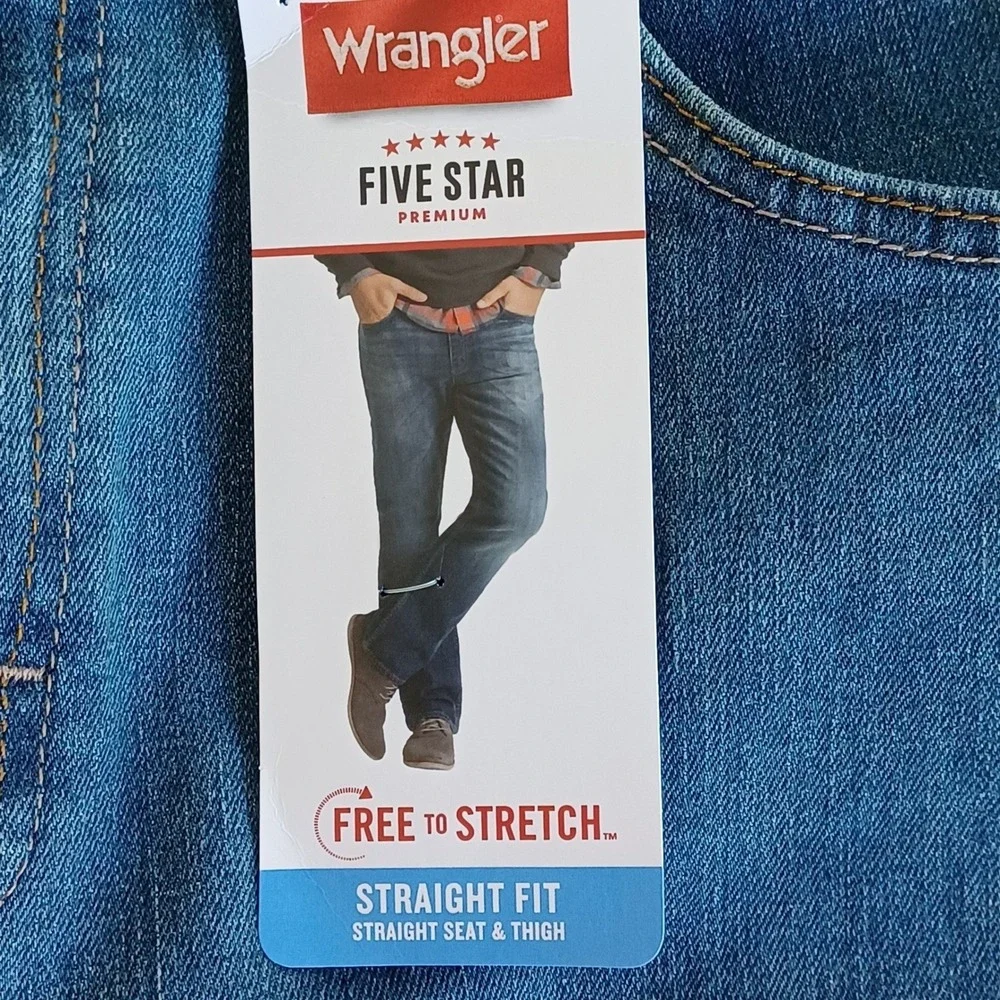 Wrangler 5 Star Straight Fit Men Jeans 32x32 Free to Stretch Blue Denim NWT NEW‎